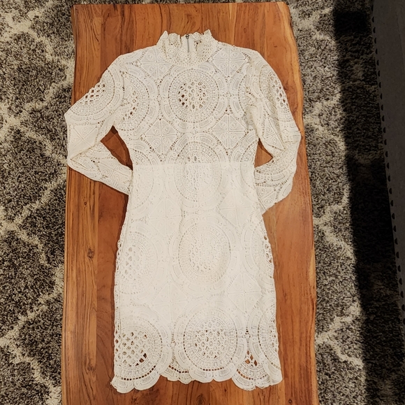 Lace Dress Long Sleeve - Picture 2 of 6